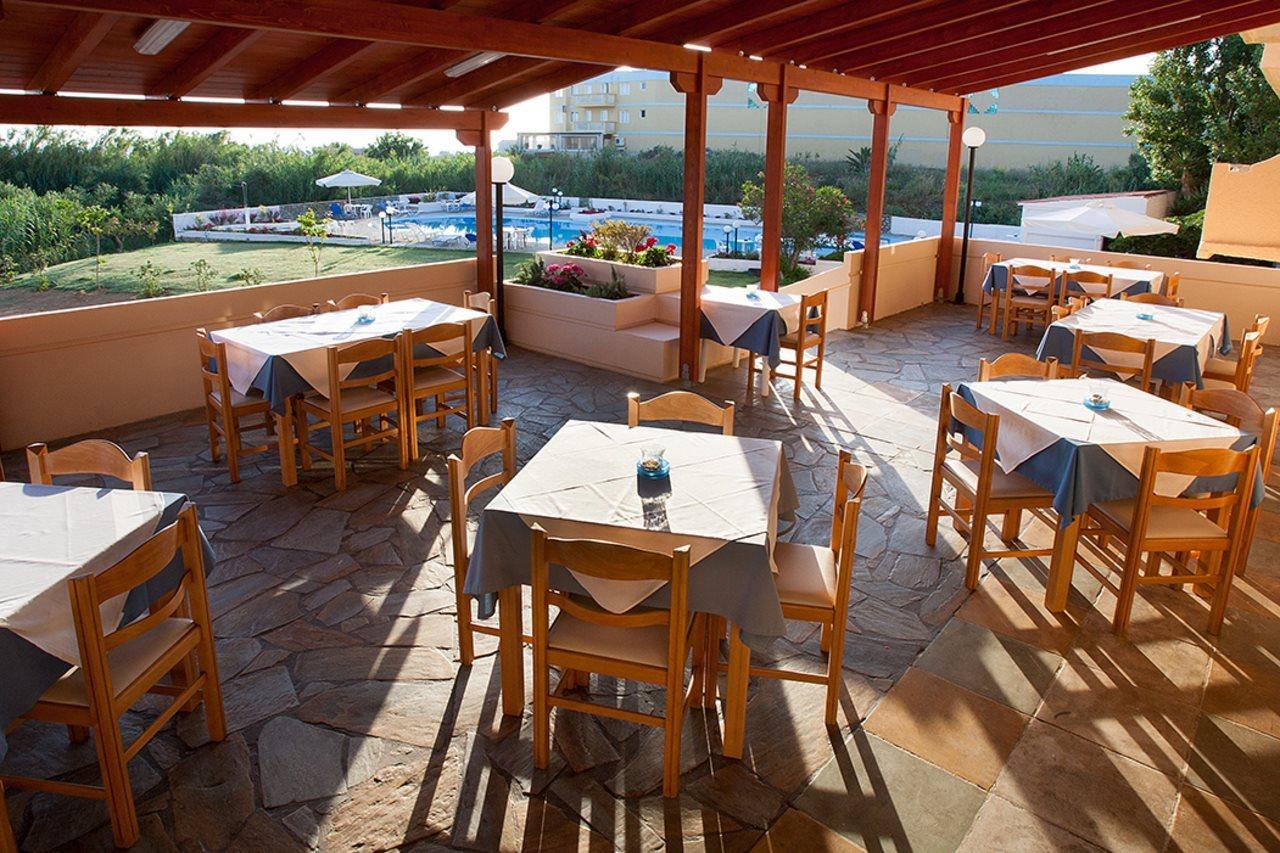 Albatross Hotel Maleme  Exterior photo