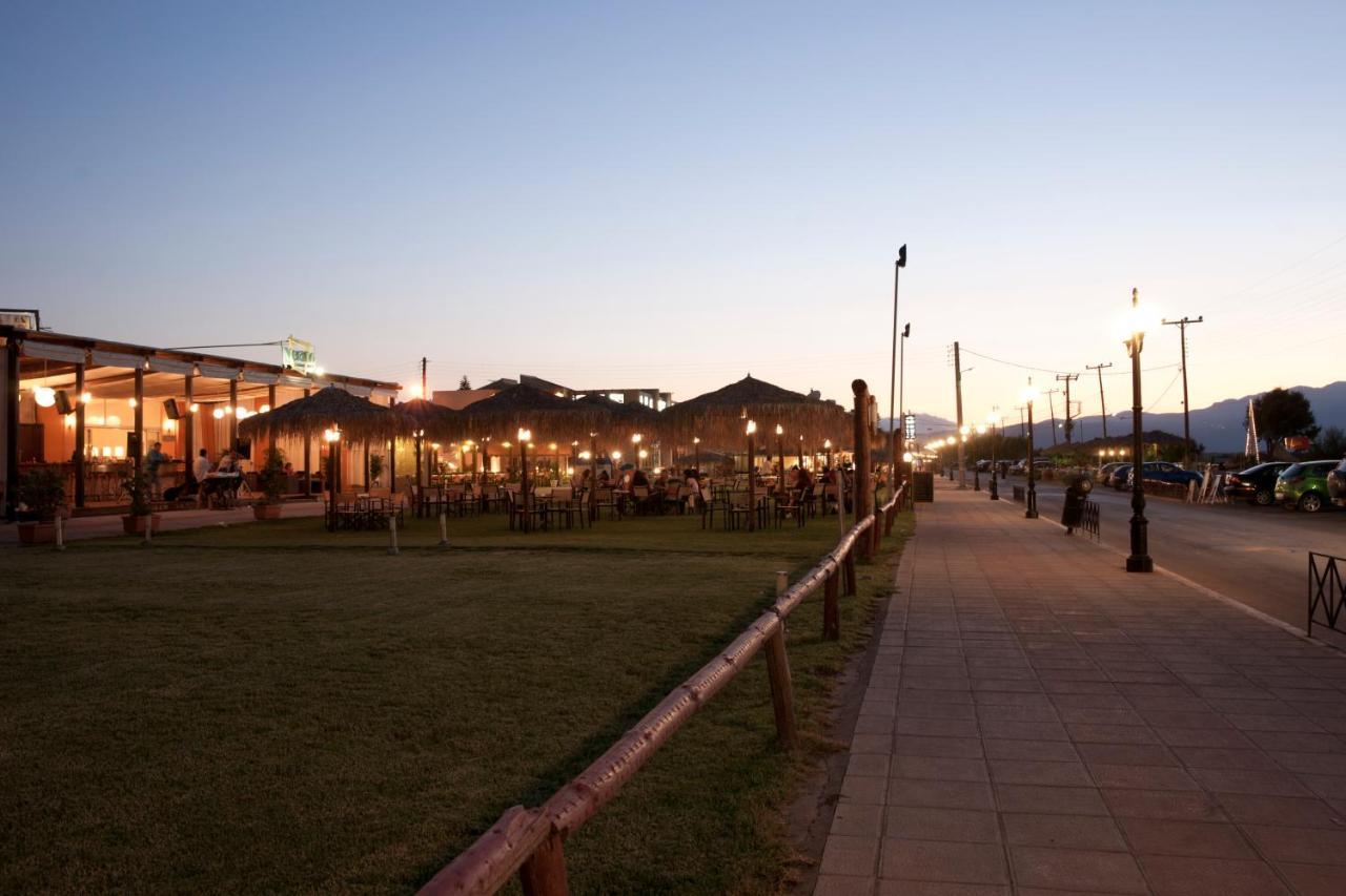 Albatross Hotel Maleme  Exterior photo